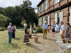 Das Ensemble des Rittergutes mit seinen Parkanlagen gehört zum Gartenträume-Programm des Landes Sachsen-Anhalt.