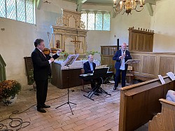 Monti-Trio in der Kapelle Briest